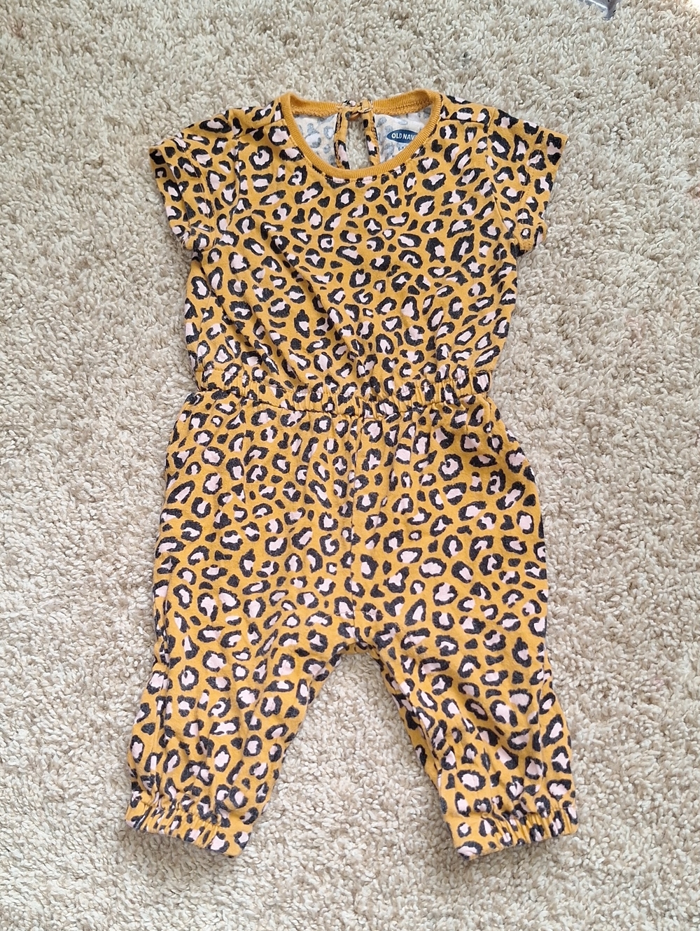 Old Navy Leopard-Print For Baby Girl Size 0-3M Romper